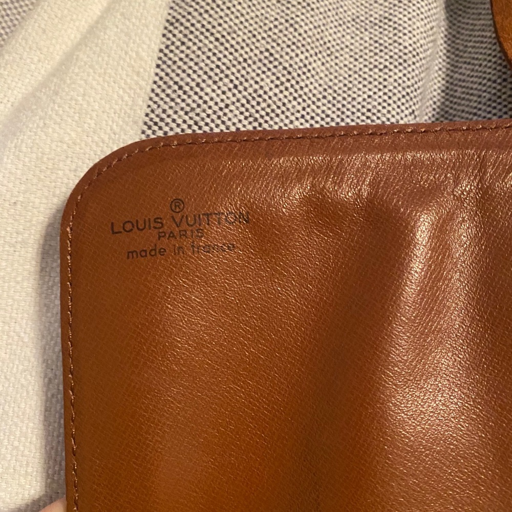 Authentic Vintage Louis Vuitton purse - Picture 4 of 6